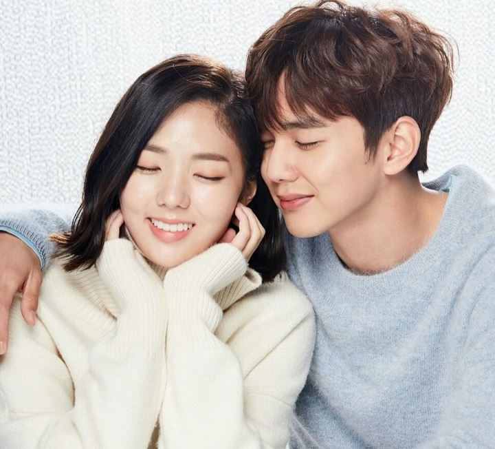 Yoo Seung Ho is allegedly dating Chae Soo Bin