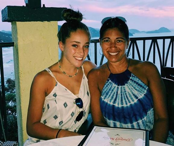 Brynn Cartelli with her mother