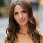 Arielle Charnas Bio, Wikis and Net Worth