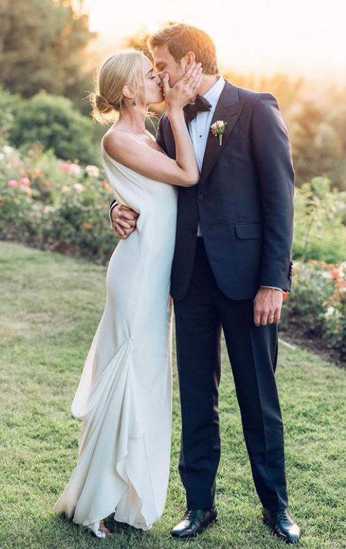Brianne Howey with her husband Matt Ziering on the wedding day